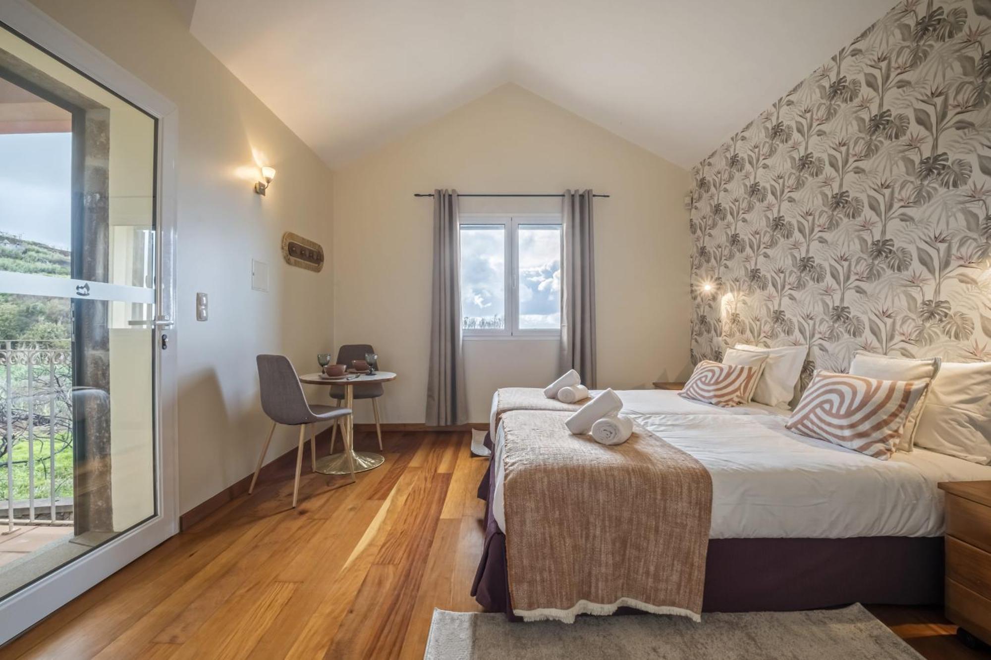 ポルト・モニスCasas Do Salao By Madeira Sun Travelアパートメント エクステリア 写真
