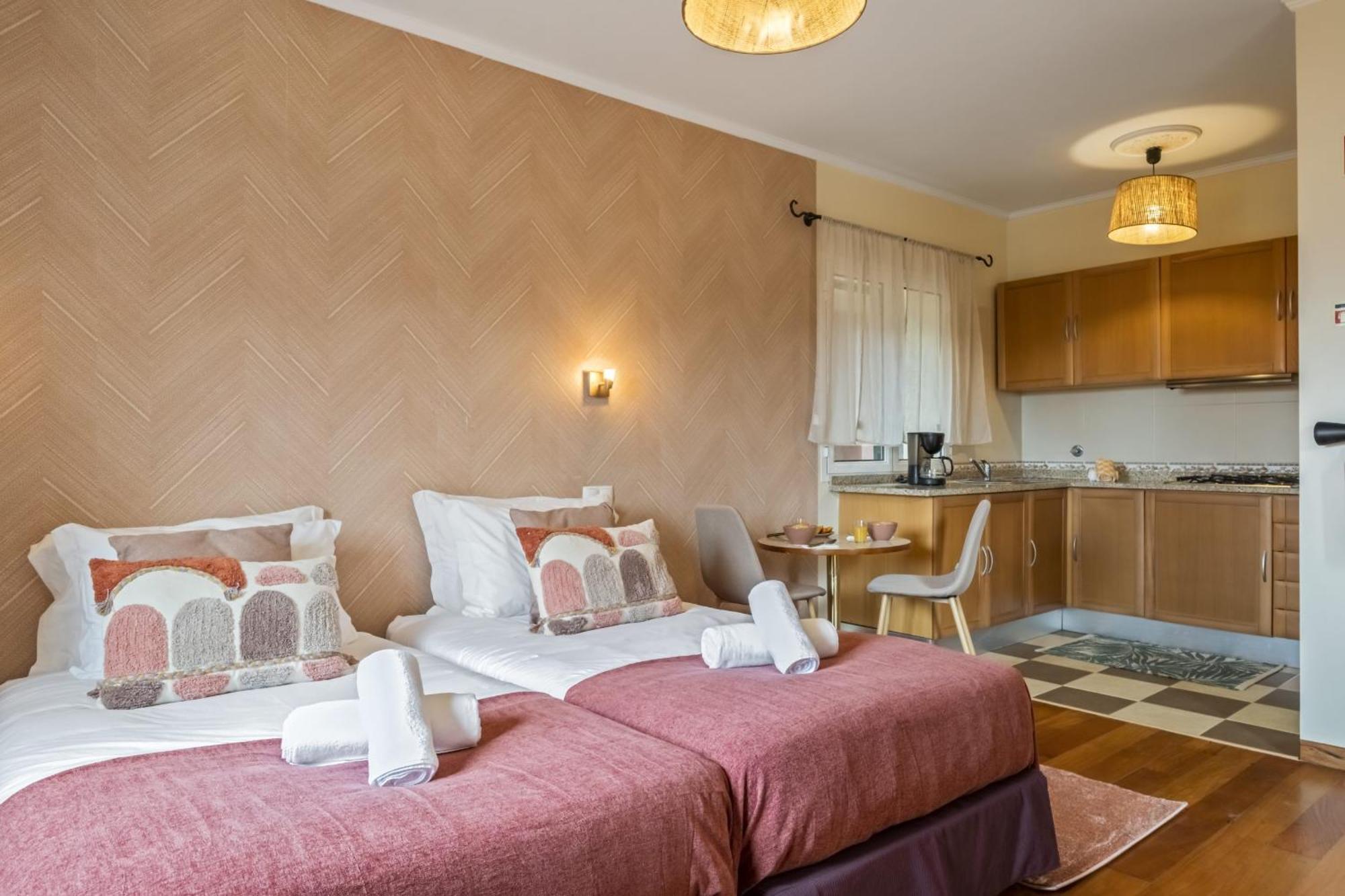 ポルト・モニスCasas Do Salao By Madeira Sun Travelアパートメント エクステリア 写真