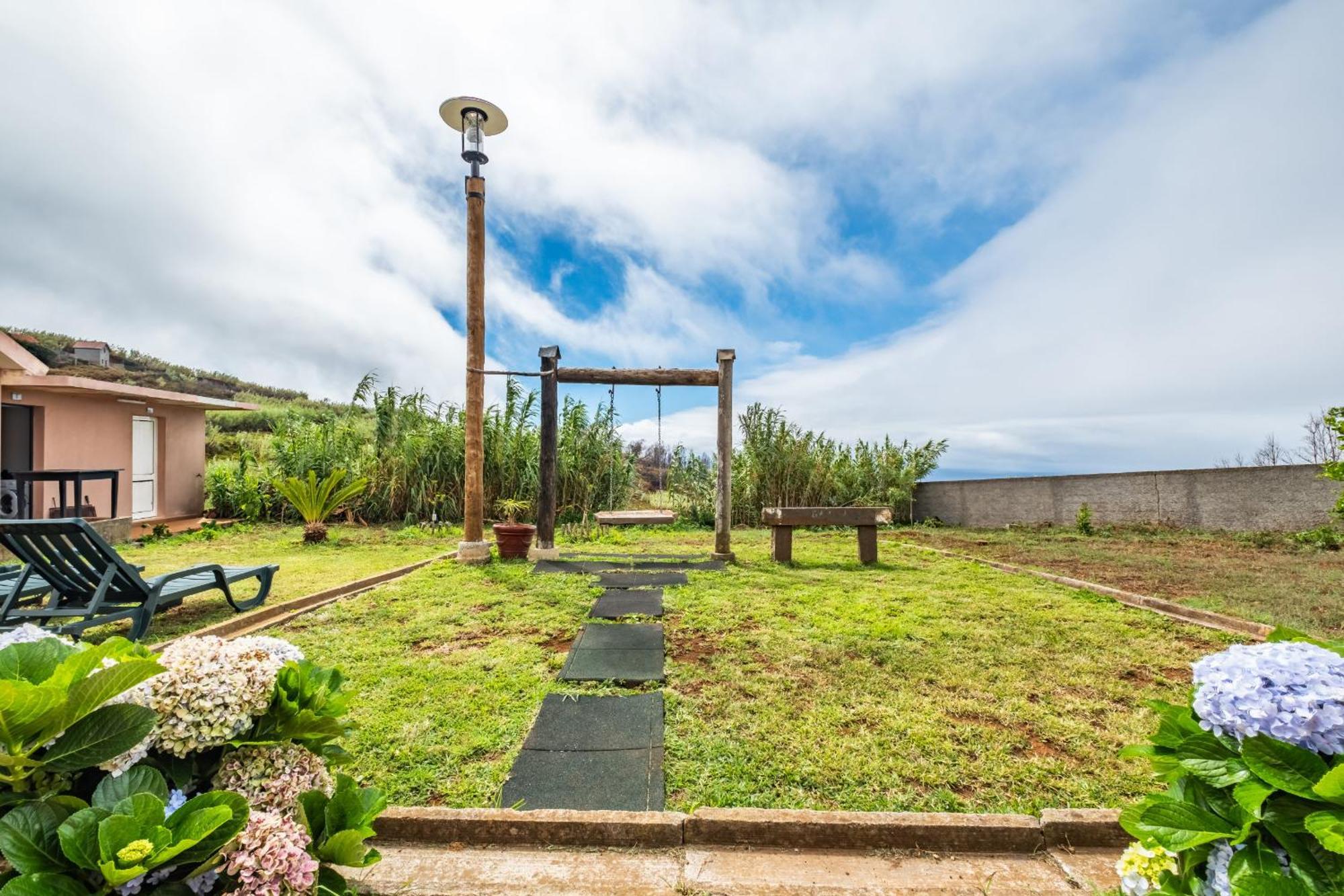 ポルト・モニスCasas Do Salao By Madeira Sun Travelアパートメント エクステリア 写真