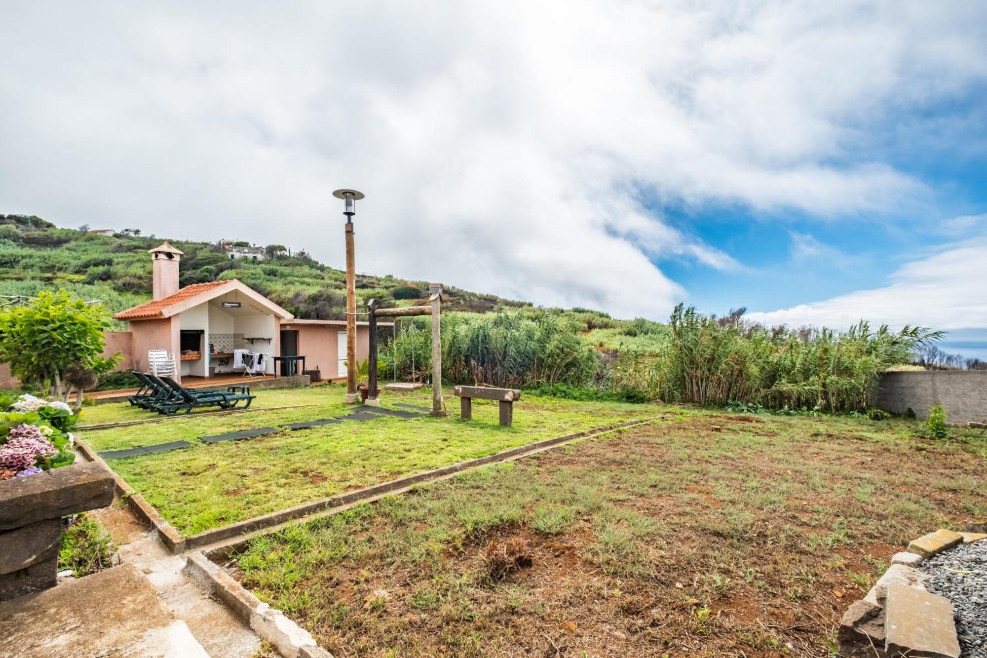 ポルト・モニスCasas Do Salao By Madeira Sun Travelアパートメント エクステリア 写真